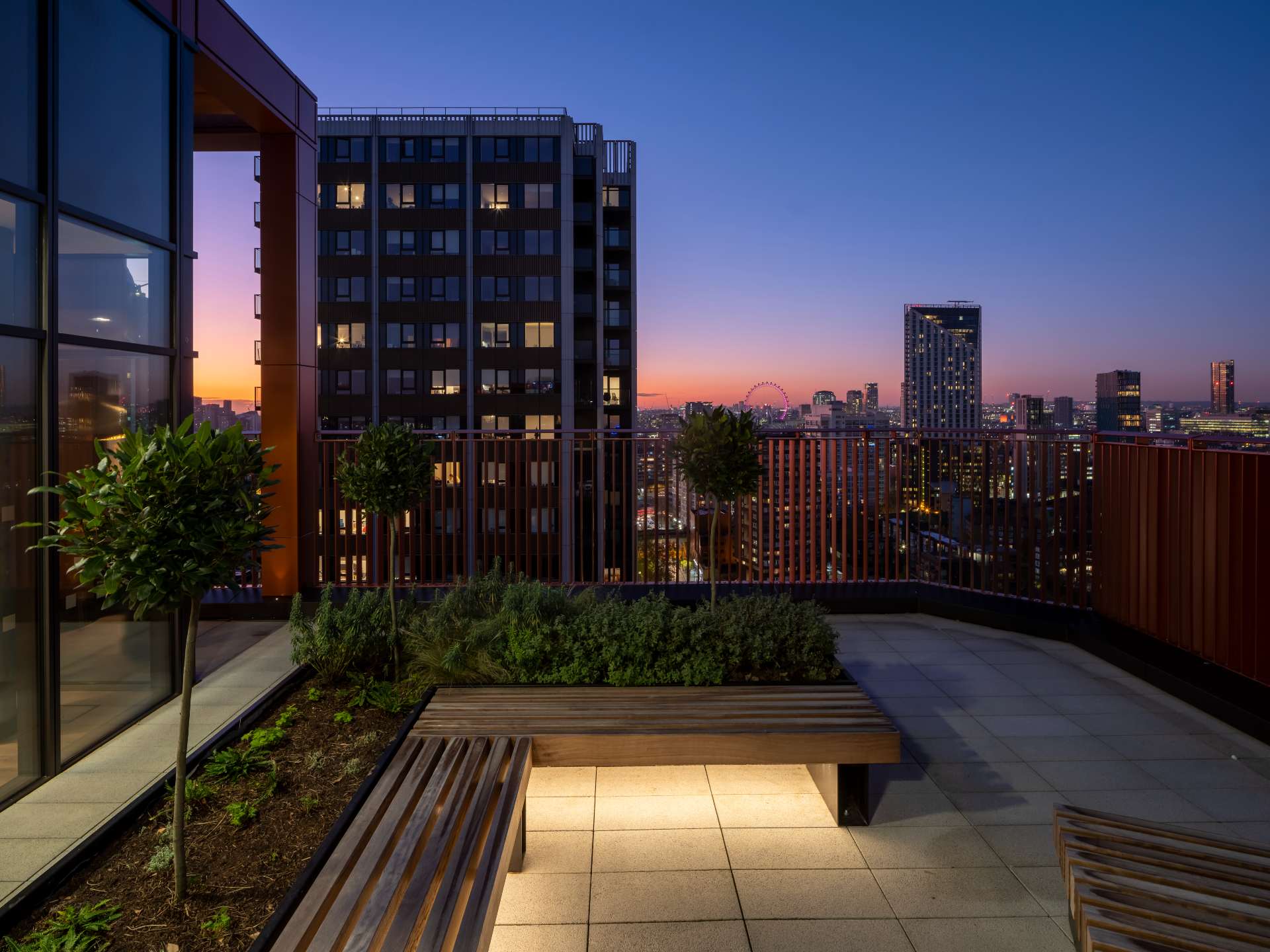 360-DEGREE ROOFTOP TERRACE Image
